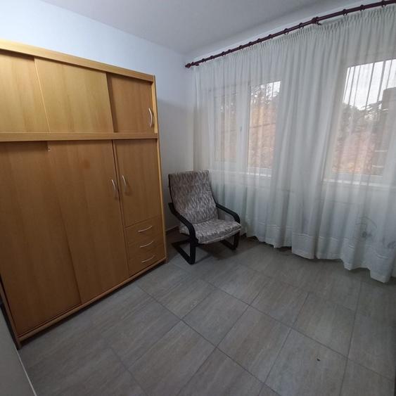 Apartament cu 3 camere decomandat în Calea Severinului