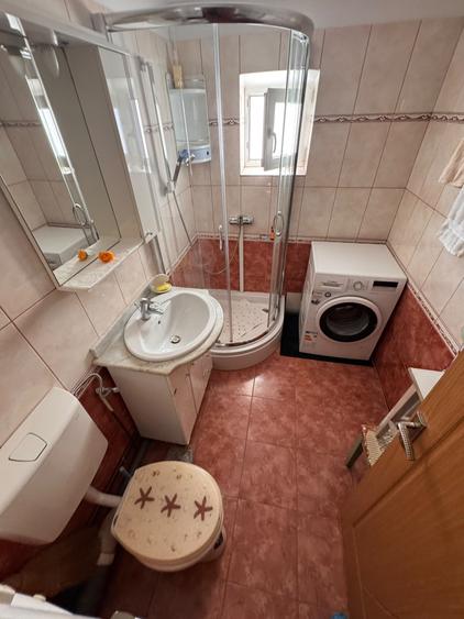 Apartament cu 3 camere în Militari