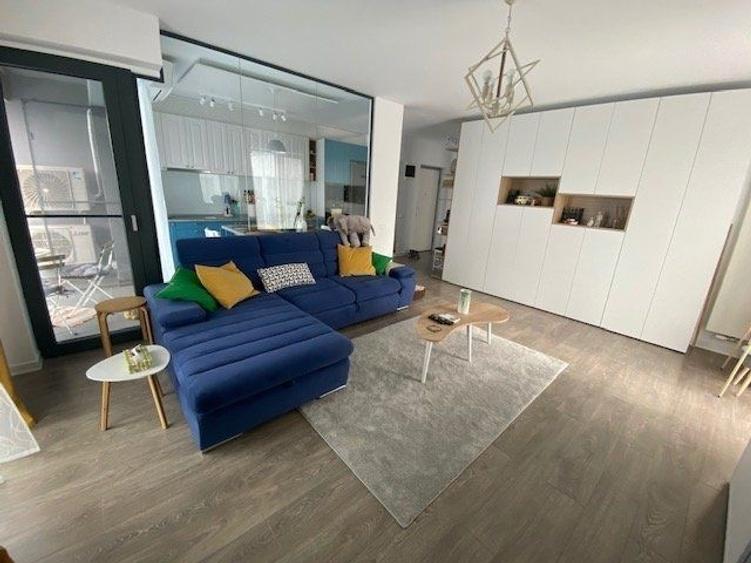 Apartament cu 2 camere decomandat, mobilat în Aviației