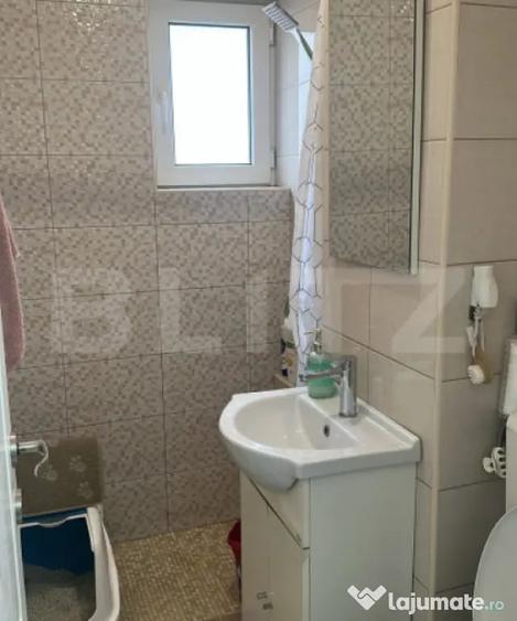 Apartament cu 2 camere semidecomandat în Central