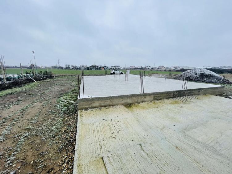 Teren Construcții intravilan de 500 mp, în Sântandrei
