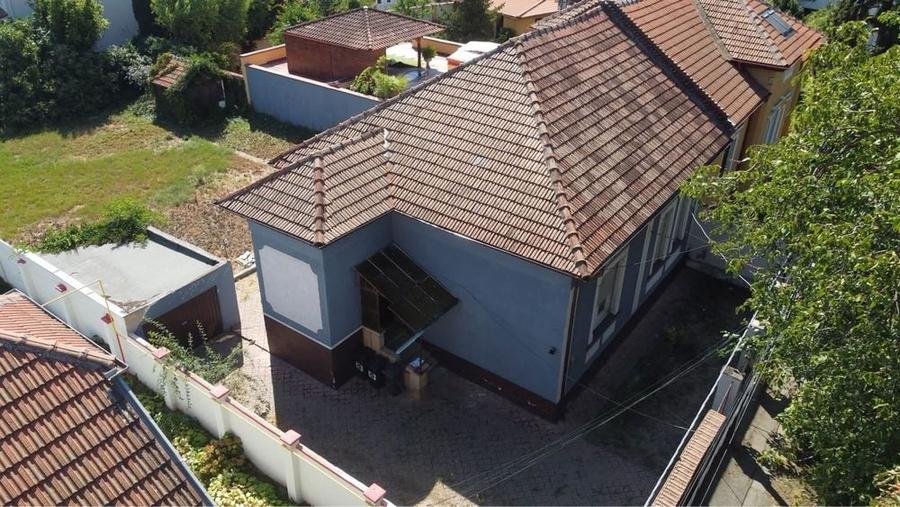 Casă cu 4 camere în Bogdăneștilor