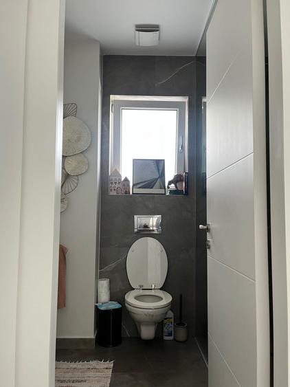 Apartament cu 2 camere semidecomandat, mobilat în Floreasca