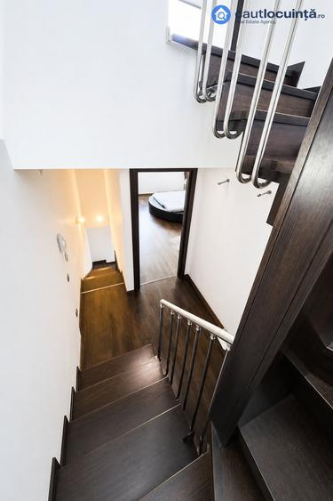 Apartament cu 3 camere nedecomandat în Dudești