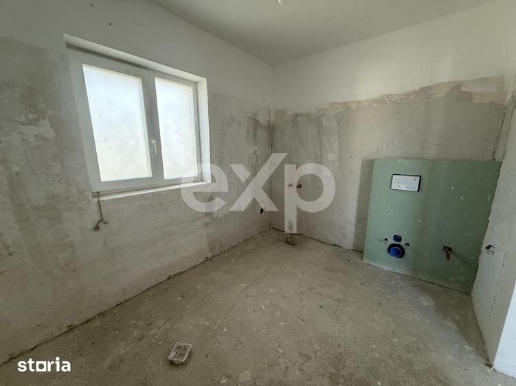 Casă cu 5 camere cu Teren 392 Mp în Miroslava