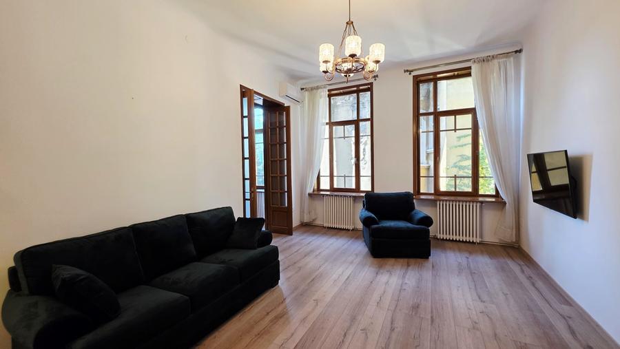 Universitate apartament in vila ideal locuit sau firma - 5