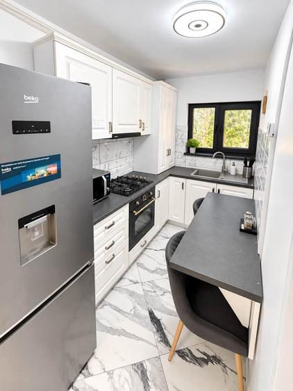 Apartament cu 2 camere decomandat în City Park Mall