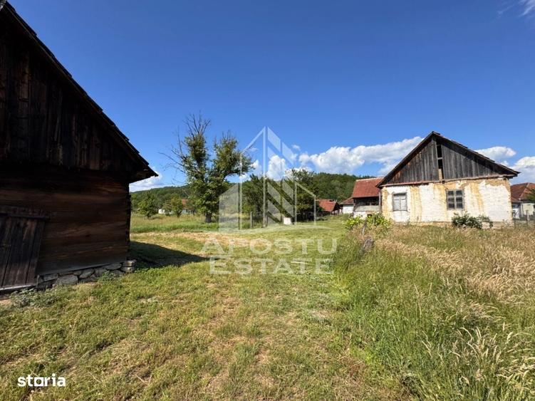 Casă cu 4 camere în Bălmoșești