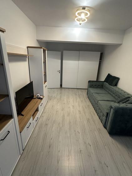 Apartament cu 2 camere decomandat în Berceni