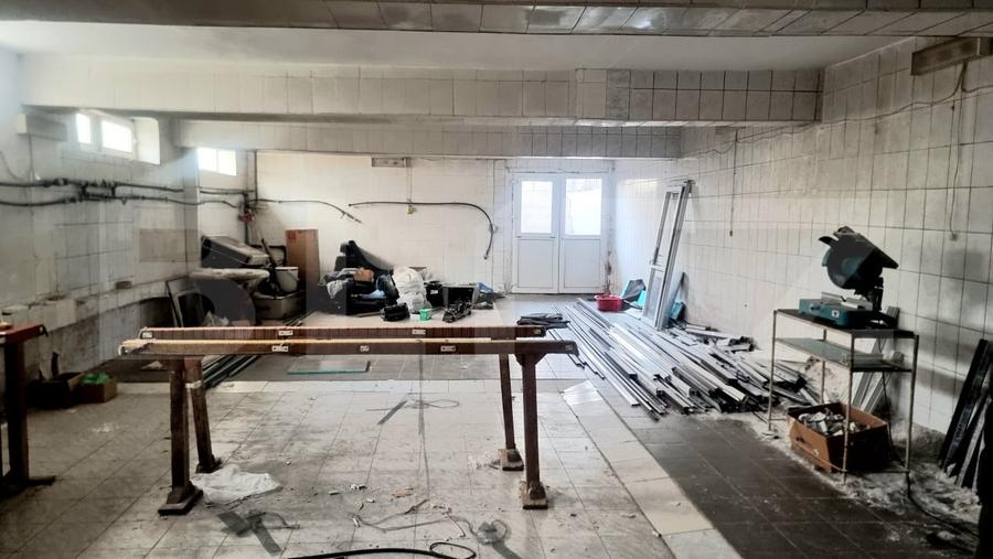 Spațiu comercial, de 420 mp, în B-dul București