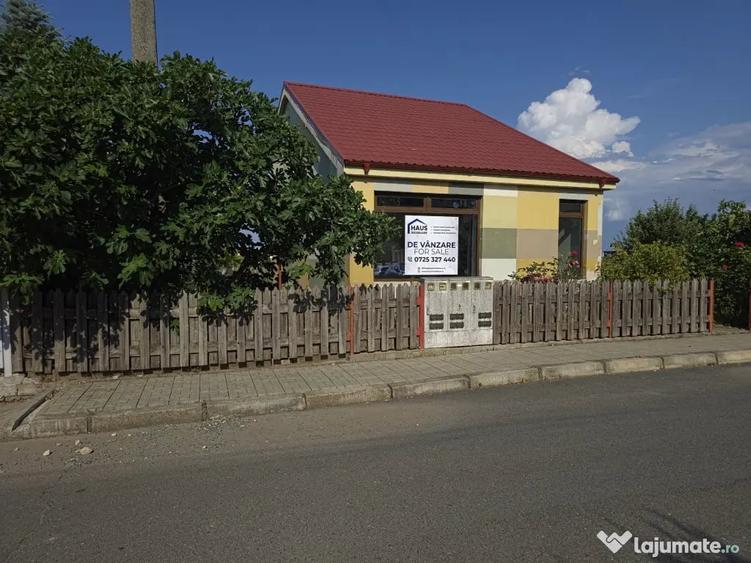 Casă cu 4 camere cu Teren 362 Mp în Cumpăna