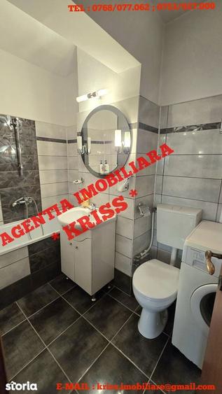 Apartament cu 3 camere decomandat în Central