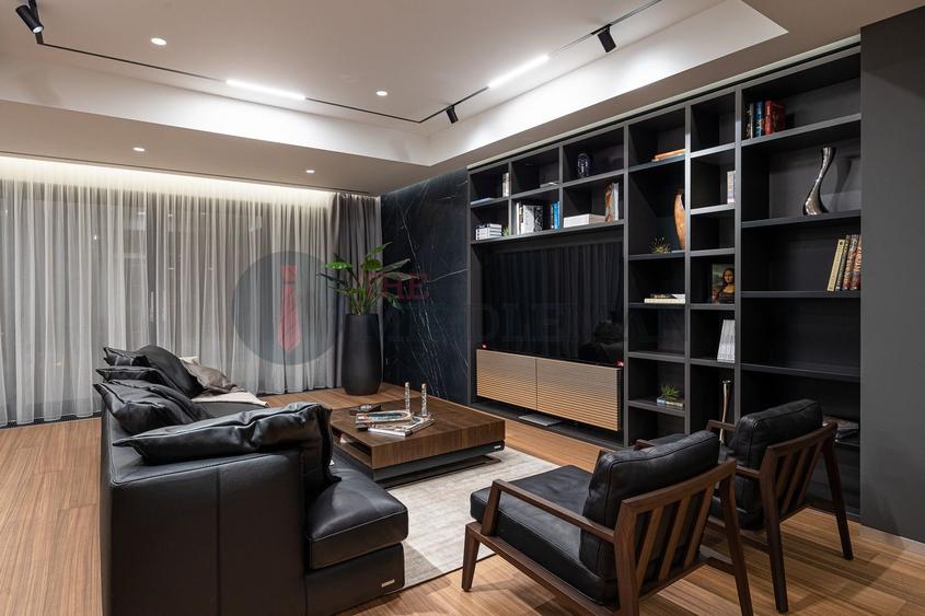 Apartament cu 4 camere semidecomandat, mobilat în Primăverii