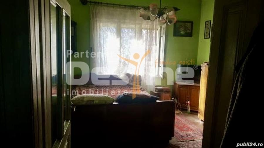 Casă individuală cu 3 camere cu Canalizare în Simeria