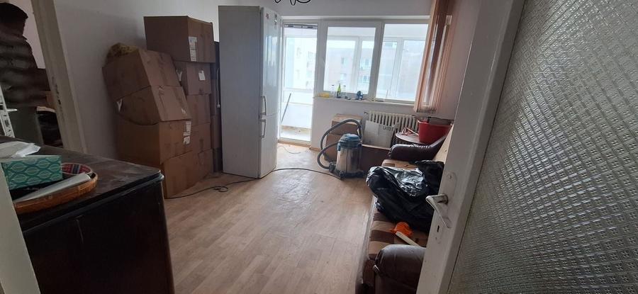 Apartament cu 2 camere semidecomandat în Drumul Taberei