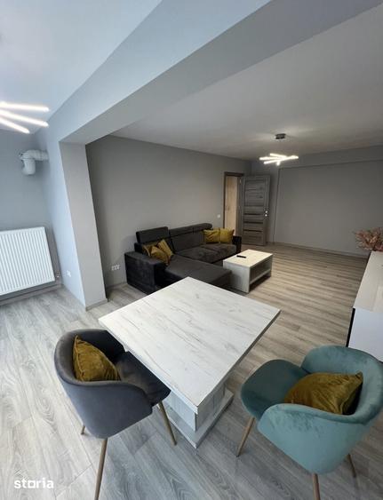 Apartament cu 2 camere decomandat în Craiovița Nouă