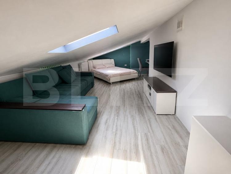 Apartament cu 3 camere decomandat, mobilat în Central