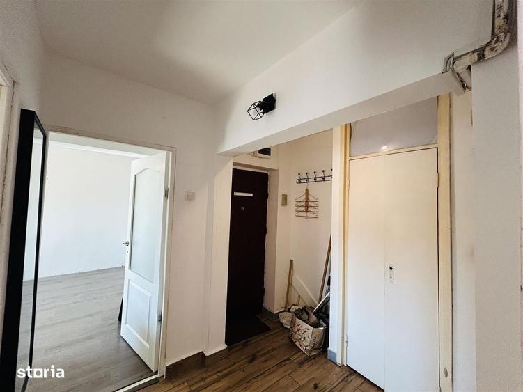 Apartament cu 2 camere decomandat în Ștrand