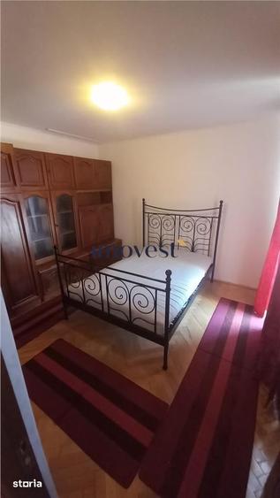 Apartament cu 3 camere în Micro 15