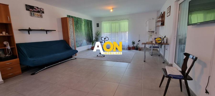 Casă individuală cu 5 camere cu Canalizare în Ciugud