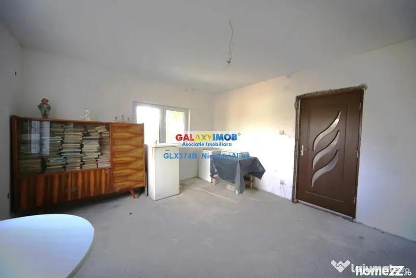 Casă cu 6 camere cu Teren 500 Mp în Budești