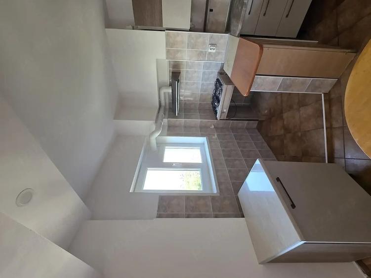 Apartament cu 3 camere decomandat în Pantelimon