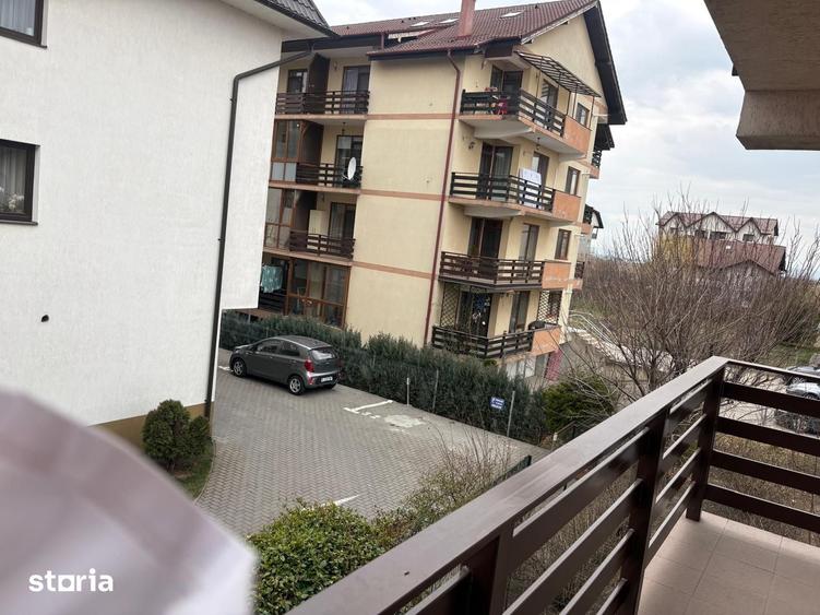 Apartament cu 2 camere decomandat în Tractorul