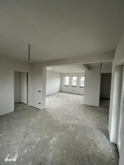 Casă cu 3 camere decomandat cu Teren 450 Mp în Lucian Blaga