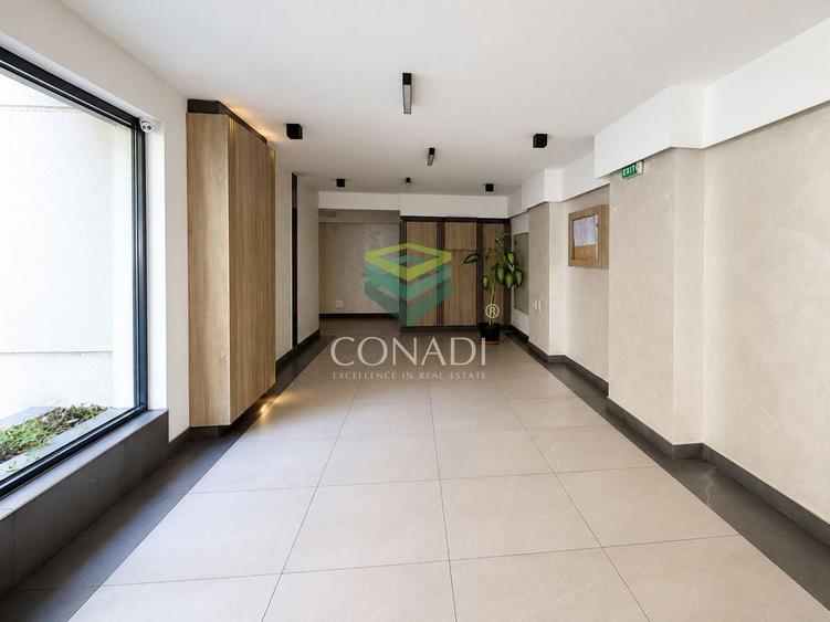 Apartament cu 3 camere decomandat, mobilat în Dacia