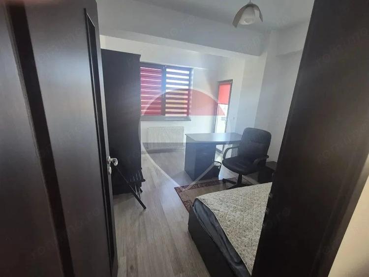 Apartament 3 camere | Semidecomandat | Centru | 500 /luna - 3