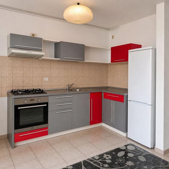 Apartament cu 3 camere decomandat în Aradului