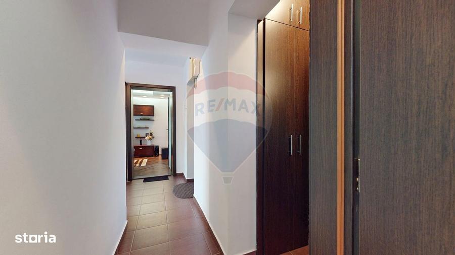 Apartament cu 2 camere decomandat, mobilat în Central