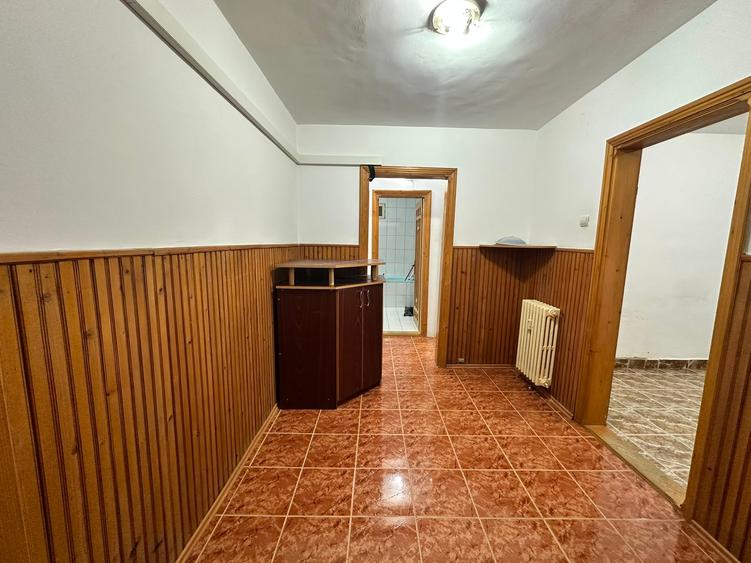 Apartament cu 2 camere decomandat în C5