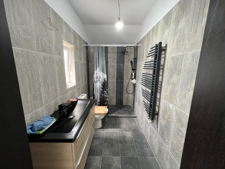 Casă individuală cu 3 camere cu Canalizare în Brănești
