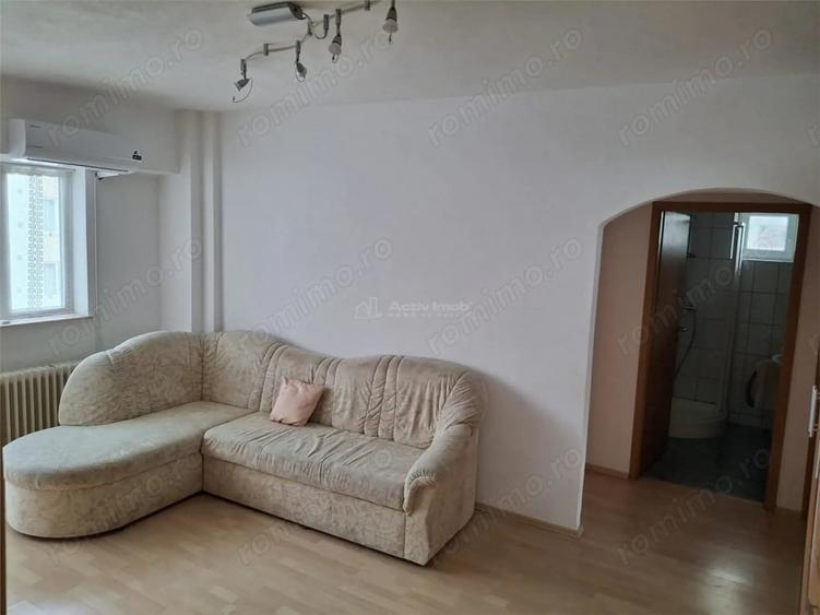 Apartament cu 2 camere semidecomandat în Ultracentral