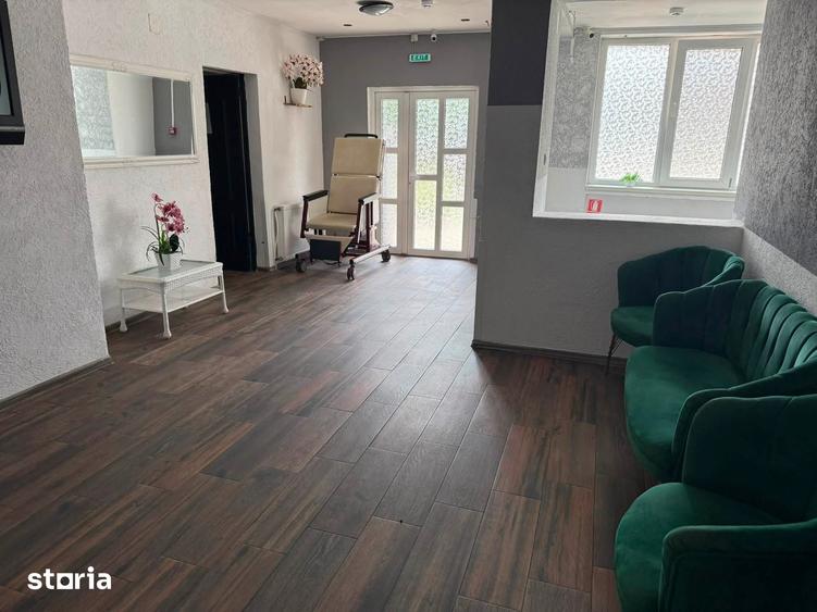 Casă cu 10 camere cu Teren 2150 Mp în Lenauheim