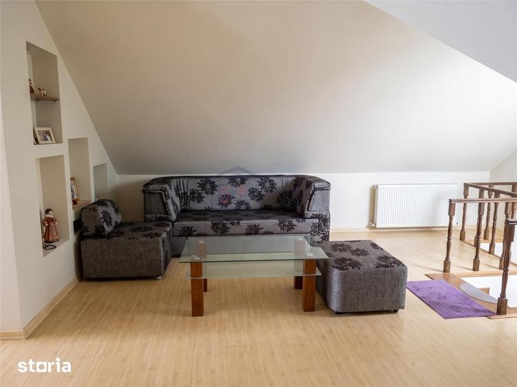 Casă cu 5 camere cu Teren 407 Mp în Șcheia