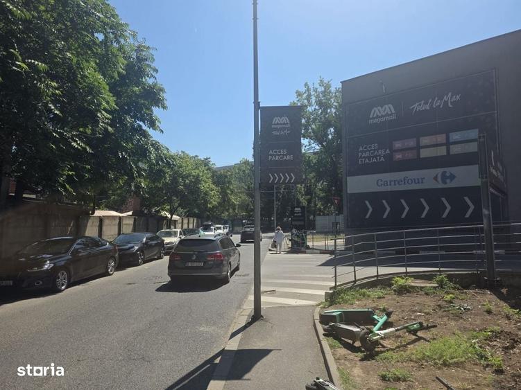 Spațiu comercial, în Central