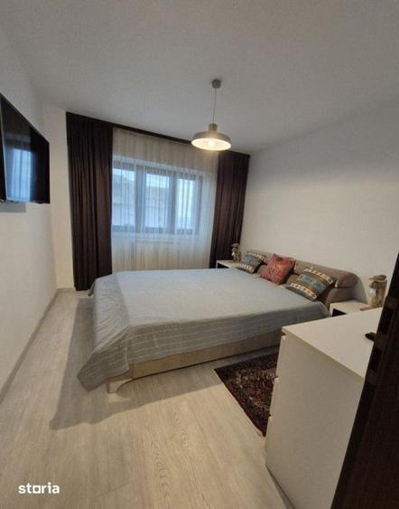 Apartament cu 2 camere, mobilat în Faleza Nord