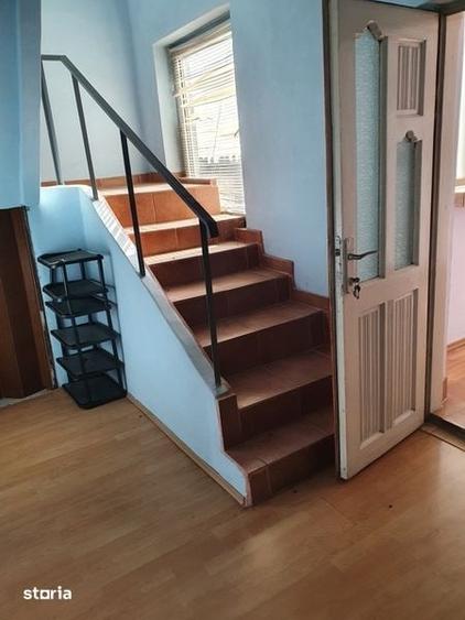 Casă cu 4 camere cu Teren 250 Mp în Ișalnița