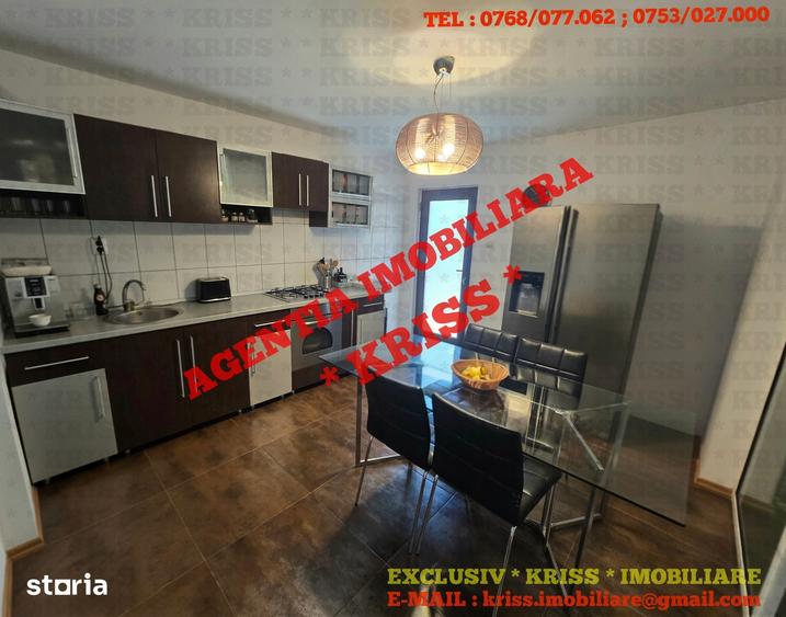 Casă cu 4 camere cu Teren 330 Mp în Central