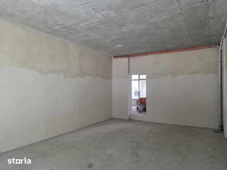 Spațiu comercial, de 38 mp, în Central