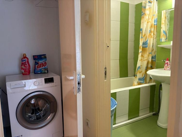 Apartament cu 2 camere semidecomandat, mobilat în Alexandru Obregia