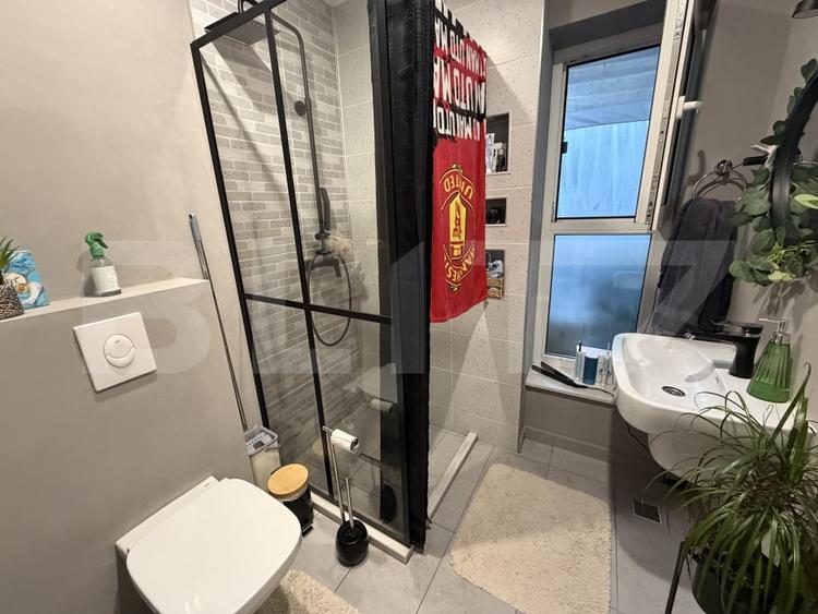 Duplex cu 3 camere cu Canalizare în Sud