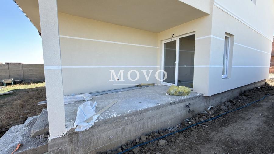 Duplex cu 4 camere cu Canalizare în Moșnița Veche