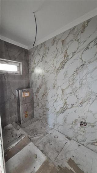 Casă individuală cu 4 camere cu Canalizare în Valea Lupului