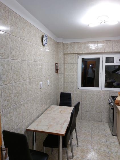 Apartament 3 camere/ 2 minute de metrou - 10