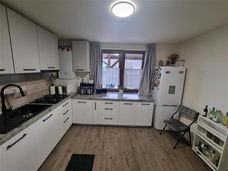 Casă individuală cu 4 camere cu Teren 288 Mp în Lechincioara
