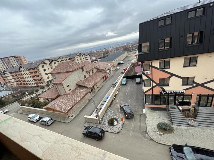 Persoana fizica inchiriez ap. 2 camere in cartier visoianu - 1