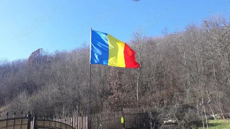 Casă cu 4 camere cu Teren 670 Mp în Topoloveni